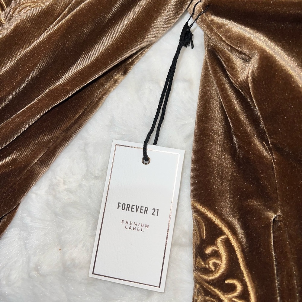 Faux Fur - Trim Embroidered Coat NWT - Picture 9 of 13
